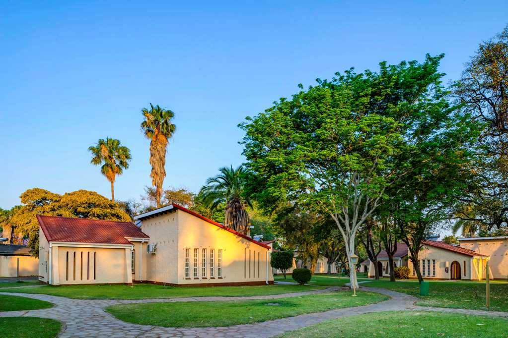 Kadoma Hotel&Conference Centre Exterior foto