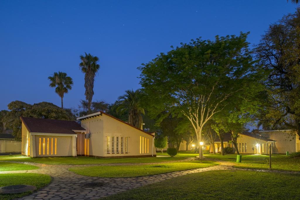 Kadoma Hotel&Conference Centre Exterior foto